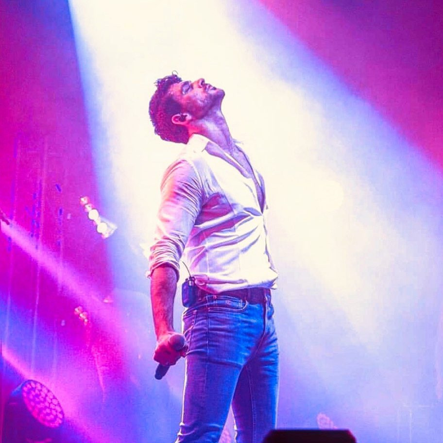 Morrone vốn xuất thân từ một người mẫu nên anh có những bí quyết giữ thân hình săn chắc chuẩn mực.