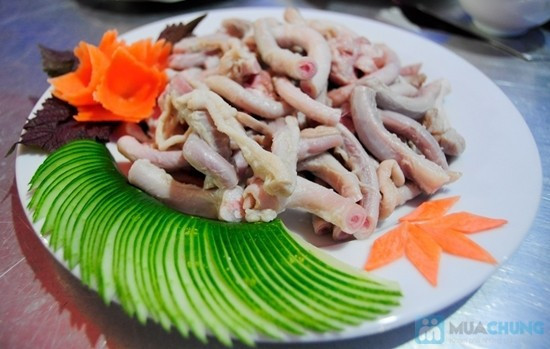 Tuy nhiên, không phải cứ dùng ngọc dương là bổ thận tráng dương, có nhiều người vì sử dụng quá đà mà phải nhập viện điều trị. Món ăn này chứa nhiều cholesterol, vì vậy ăn nhiều không tốt cho cơ thể, nhất là đối với người béo, bị bệnh tim mạch, cao huyết áp.