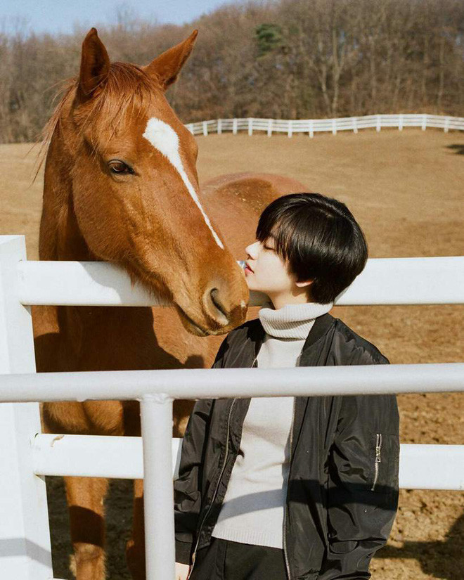 Lee Joo Young (SN 1992) là nữ diễn viên người Hàn Quốc. Cô từng góp mặt trong nhiều bộ phim như: Tiên nữ cử tạ (vai Lee Sun Ok), Hip Hop Teacher, Jamsil, Chị đẹp mua cơm ngon cho tôi và gần đây nhất là Itaewon Class.