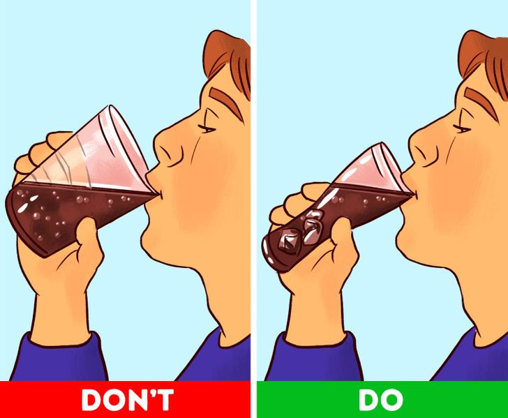 2. Uống nước bằng ly nhỏ và cao: Đây là một mẹo đơn giản để tiêu thụ ít đồ uống ngọt hơn. Sử dụng chiếc ly nhỏ và cao thay vì một chiếc cốc to và rộng là cách đánh lừa cảm giác rất hiệu quả giúp bạn bớt dần đồ ngọt, đặc biệt từ nước có ga.