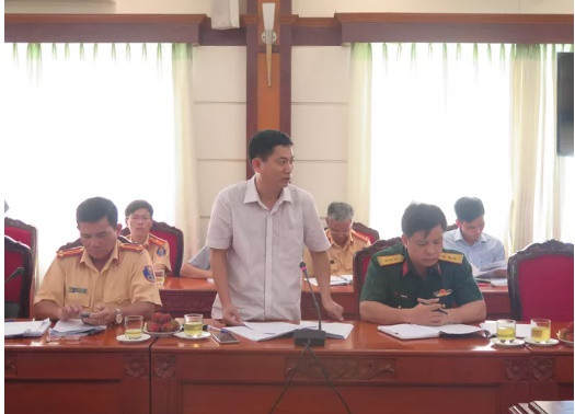 Bo Cong an “quan” giay phep lai xe co tot hon Bo GTVT?