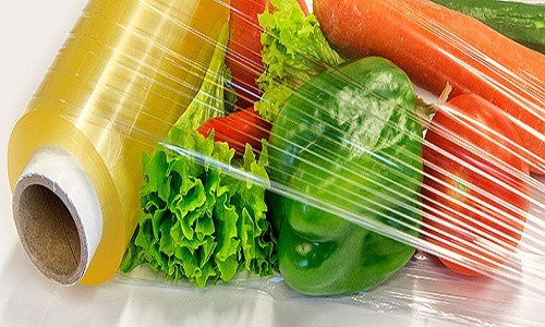 Dung mang boc thuc pham theo cach nay hai suc khoe khung khiep-Hinh-2