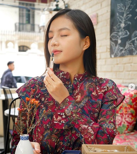 Những kiểu đầm vintage cũng được người đẹp phim Nhà trọ Balanha ưa chuộng.