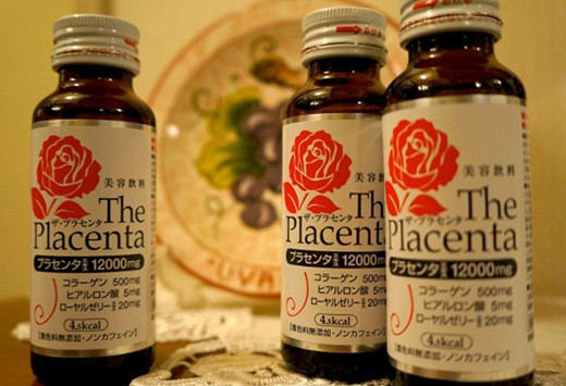 Nước nhau thai (Nhật): Nhau thai chứa làm lượng sắt, vitamin B-12 và hoóc-môn cao giúp trẻ hóa da nên nó nhanh chóng được nghiên cứu và dùng làm thực phẩm chức năng. Một số loại nhau thai được dùng là nhau thai cừu, nhau thai heo và nhau thai ngựa. Ảnh: Internet. Video "Chế biến món ngon từ nấm đông cô". Nguồn: VTC.