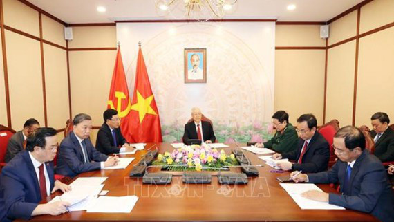 Tong Bi thu, Chu tich nuoc Nguyen Phu Trong dien dam voi ong Tap Can Binh