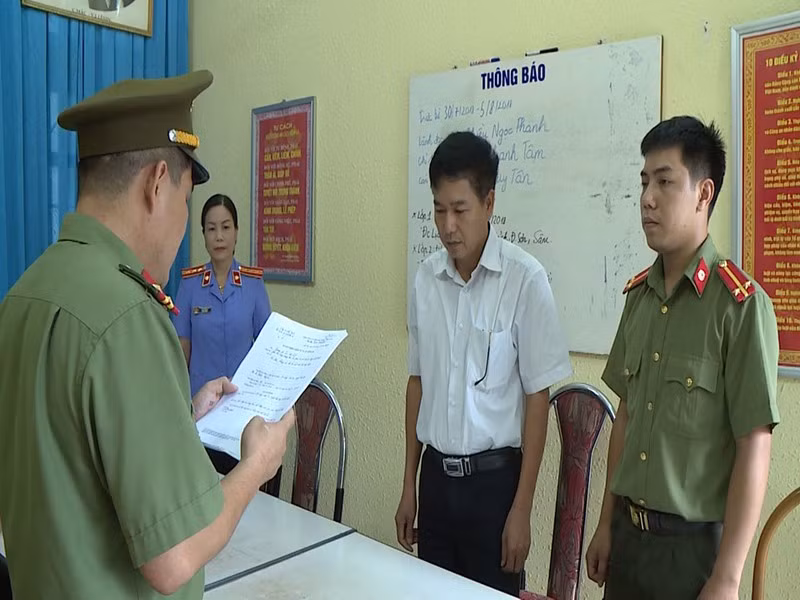 Son La mo lai phien toa xu 12 bi cao vu gian lan thi THPT Quoc gia 2018-Hinh-2