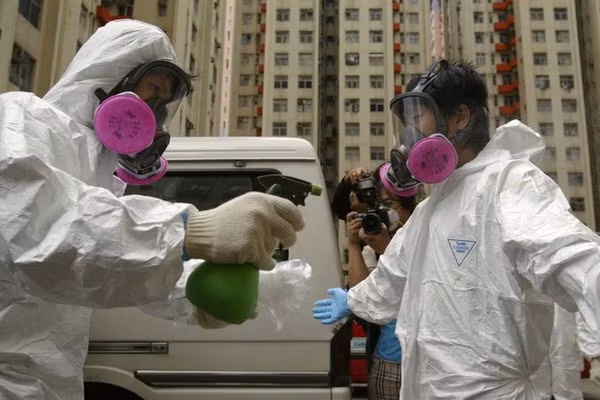 Lo ngai chung “viem phoi la” tu Trung Quoc, Bo Y te co “doi sach” gi?