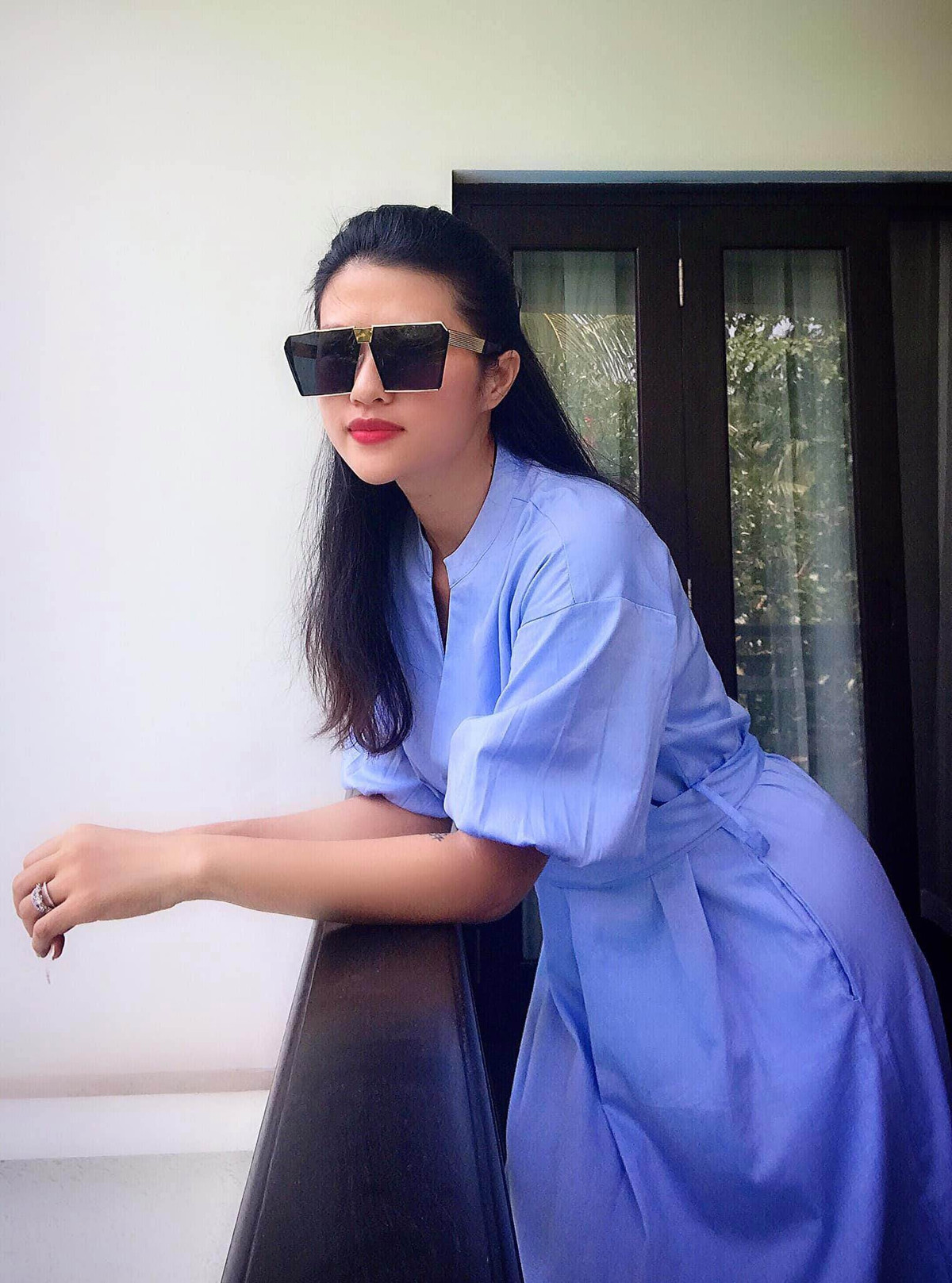 Ngat ngay truoc nhan sac xinh dep cua ba xa nha vo dich AFF Cup-Hinh-7