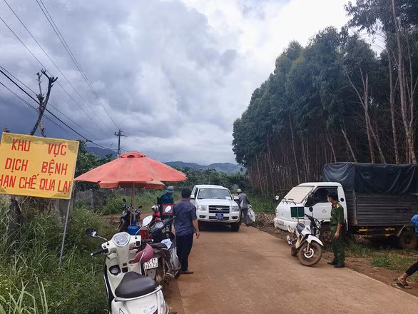 Them 9 ca mac bach hau: Cach ly nguoi nhiem benh the nao?