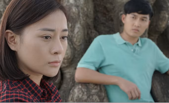 Phuong Oanh “Quynh bup be” bi che “hon cung do” khi lam co giao-Hinh-2