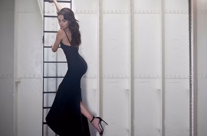 Việc khởi đầu sự nghiệp bản thân với tư cách một người mẫu sáng giá nên Olga sở hữu gu thời trang cực sành điệu, quyến rũ. 