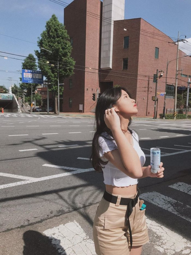 Chia sẻ câu chuyện của mình trên mạng xã hội, Mỹ Linh nhận được rất nhiều lời chúc mừng từ cộng đồng mạng. Ảnh: FBNV. Video "Minh Hằng chia sẻ về phong cách thời trang". Nguồn: VTC.