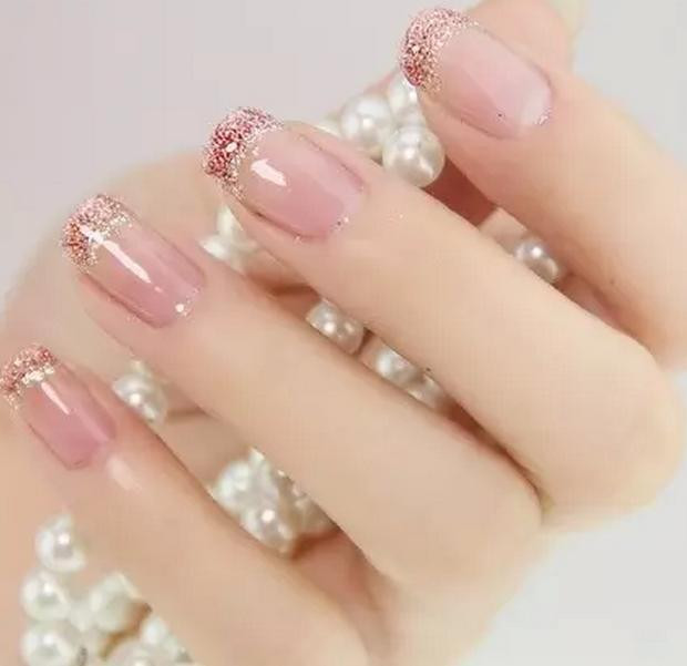 Mong tay cua phu nu qua dai, co the gay ra cac benh phu khoa?-Hinh-3