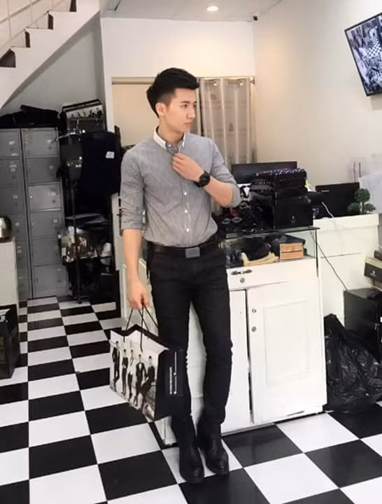 Trọng Hưng được lòng nhiều fan nữ bởi phong cách lịch lãm và vẻ đẹp trai vốn có. Ảnh: Internet. Mời độc giả theo dõi video "Minh Hằng chia sẻ về phong cách thời trang". Nguồn: VTC.