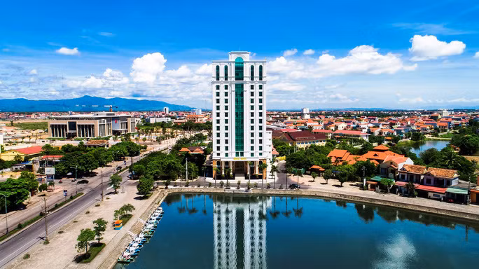 Dong dat 3,6 do Richter, hang ngan nha dan o Quang Binh rung lac