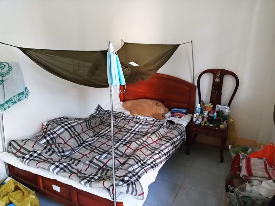 Bài viết của Lệ Quyên kể về lịch sinh hoạt trong khu cách ly sau khi trở về từ Hàn Quốc. Đa số dân mạng đều tỏ ra bất ngờ vì những suất ăn, phòng ốc sạch sẽ và cách mọi người cùng nhau sinh hoạt, chủ động dọn dẹp trong khu cách ly giống như một gia đình.