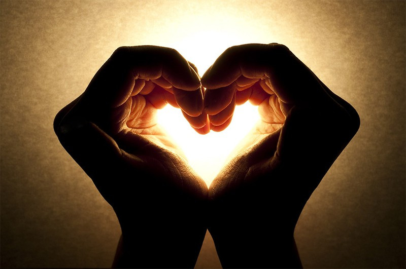 Bạn sẽ trở nên mạnh mẽ hơn: Những tổn thương trong trái tim sẽ là động lực để bạn đối diện với cuộc sống. Sau cùng, bạn sẽ vượt qua những khó khăn “hậu chia tay” và biết cách trở nên mạnh mẽ trong trong những mối quan hệ sau đó.