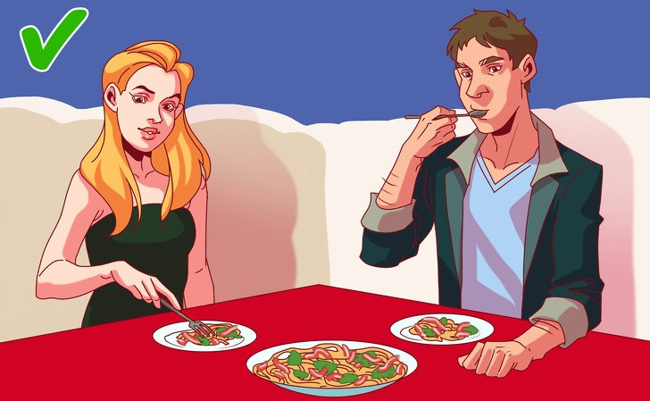 Ăn vào đĩa nhỏ: Chia nhỏ món ăn với bạn bè hoặc đối tác là một mẹo giảm cân hay khi bạn đang cố gắng ăn những phần nhỏ hơn. Chỉ cần đặt một khẩu phần ăn cho cả hai bạn và yêu cầu thêm 2 đĩa nhỏ.