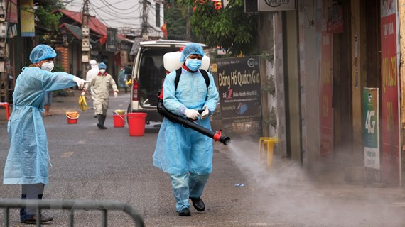 Ha Noi: Nguoi dieu hanh xe buyt nghi nhiem COVID-19 da den nhieu benh vien