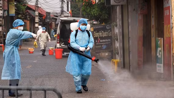 Hà Nội: Người điều hành xe buýt nghi nhiễm COVID-19 đã đến nhiều bệnh viện Ha Noi: Nguoi dieu hanh xe buyt nghi nhiem COVID-19 da den nhieu benh vien