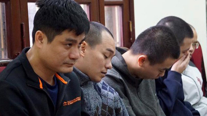 Duong day danh bac tra 'luong' thang ngan do moi game thu tai Ha Noi