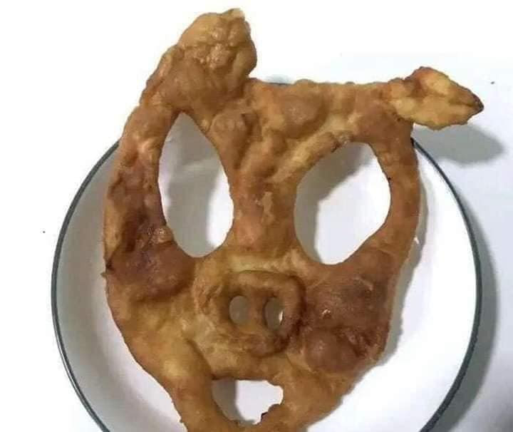 Món bánh rán mặt lợn sáng tạo của thành viên nhóm Ghét bếp.