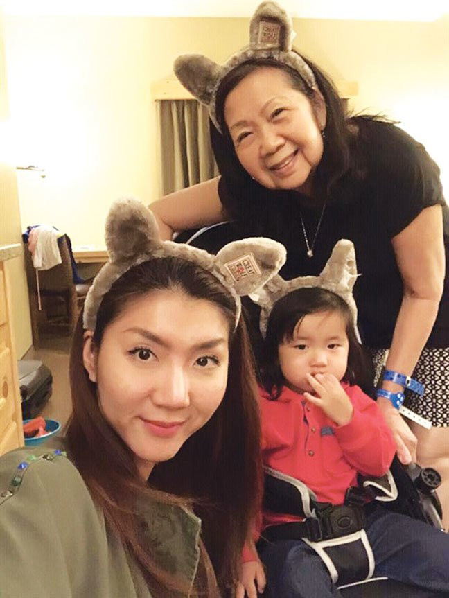 Duong tinh lan dan cua Ngoc Quyen: Ly hon chong cu chua lau da chia tay ban trai moi-Hinh-2