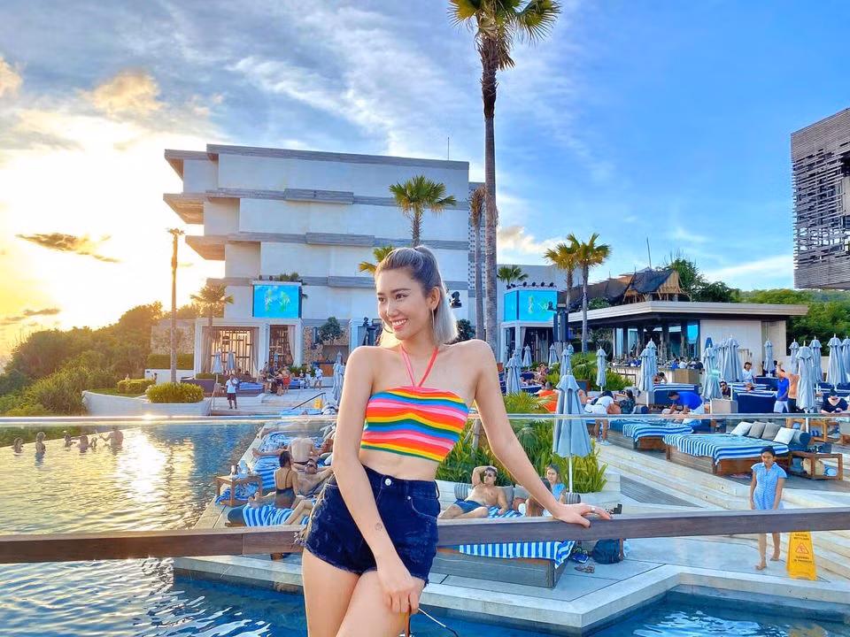 Phải khẳng định rằng, việc luôn chú ý tới chế độ ăn uống và tập luyện là điều vô cùng quan trọng giúp các nàng có cơ địa dễ tăng cân giữ nguyên phong độ vóc dáng.