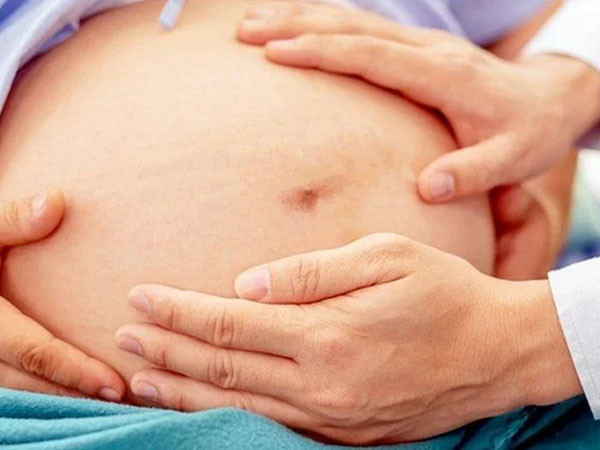 Hiếm gặp: Sản phụ 20 tuổi có 2 tử cung, sinh con nguy hiểm? Hiem gap: San phu 20 tuoi co 2 tu cung, sinh con nguy hiem?