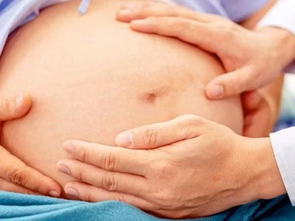 Hiếm gặp: Sản phụ 20 tuổi có 2 tử cung, sinh con nguy hiểm? Hiem gap: San phu 20 tuoi co 2 tu cung, sinh con nguy hiem?