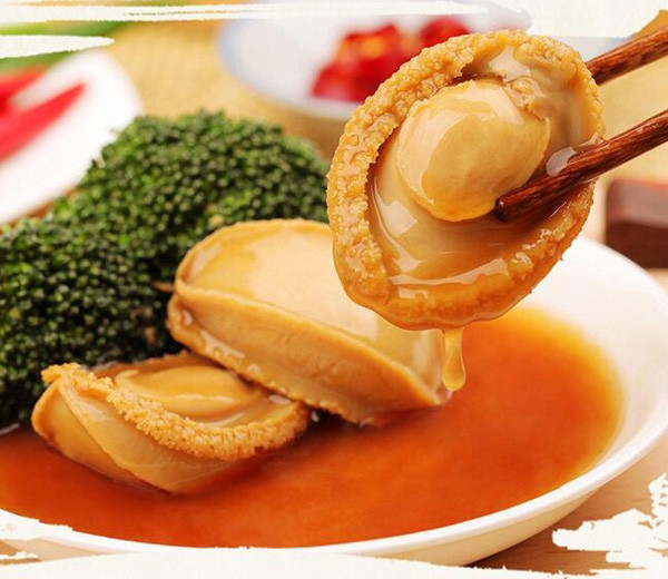 Kiểm soát cân nặng: Bào ngư có đặc tính chống oxy hóa và chống viêm giúp duy trì trạng thái cân bằng trao đổi chất, ngăn ngừa sự tích tụ chất béo. Nó đã được sử dụng trong hầu hết các chế độ ăn kiêng giải độc vì khả năng hỗ trợ các chức năng trao đổi chất khác nhau của cơ thể.