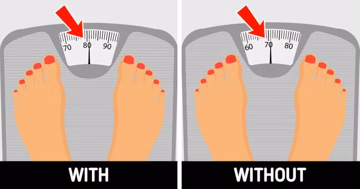 Việc ngủ mà không mặc gì khiến cơ thể chúng ta lạnh hơn vào ban đêm và có thể giúp chúng ta trông mảnh mai hơn. Một nghiên cứu cho thấy nhiệt độ lạnh làm tăng khả năng đốt cháy calo của chúng ta vì những người ngủ trong phòng lạnh hơn đốt cháy nhiều hơn so với những người ngủ trong nhiệt độ ấm hơn. Những bộ đồ ngủ chắc chắn làm bạn ấm hơn, vì vậy, tốt hơn bạn nên cởi chúng ra để tránh tăng thêm cân. 5. Nâng cao sự tự tin của chúng ta