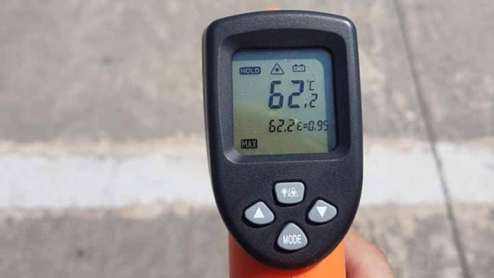 Đỉnh điểm tại sân đỗ tàu bay, nhiệt độ có nhiều ngày đo được cao đến mức khó tin, trên 60 độ C.