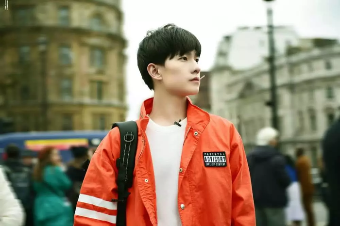 Anh chàng diện đồ thể thao cũng vẫn bảnh bao và khỏe khoắn.