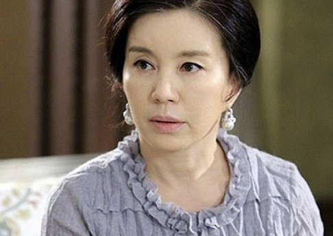 Chong bong doi ly hon, toi gian 'tim nguoi' khi biet su that ve me de