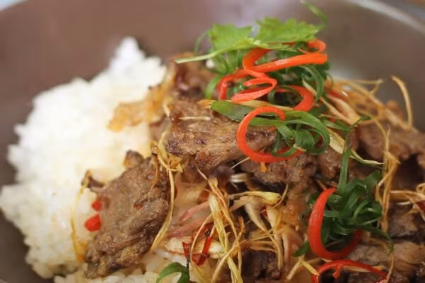 Khong ngo Ninh Thuan lai sang tao nhieu mon ngon tu thit cuu den vay-Hinh-10