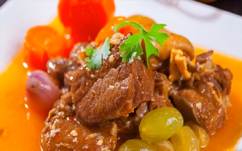 Khong ngo Ninh Thuan lai sang tao nhieu mon ngon tu thit cuu den vay