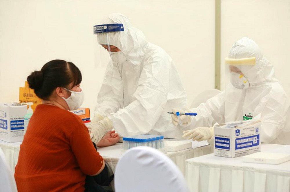 Them 2 ca tai duong tinh COVID-19, Viet Nam co tong 7 ca duong tinh tro lai
