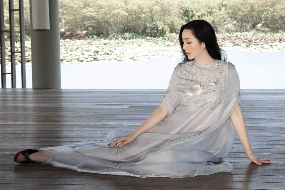 Giáng My không kiêng khem quá nhiều. Cô chú trọng việc ăn đủ chất, ăn nhiều vitamin và quan trọng là ăn vừa đủ. Thông thường khi bắt đầu no, Giáng My sẽ ngừng ăn vì lúc đó cơ thể đã nạp đủ chất dinh dưỡng.