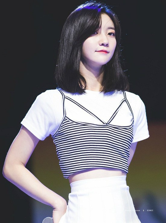 Song song với việc ăn kiêng lành mạnh, Binnie cũng nói không với thói quen ăn vặt. Cô từng rất mê mẩn hai món ăn quen thuộc của Hàn Quốc là bánh gạo cay và mì ramen nhưng khi bắt đầu giảm cân, Binnie sẽ không đụng tới hai món này.