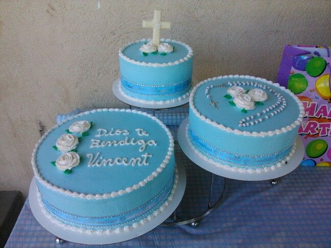 Bánh gato có vị ngọt thanh mát nhưng không quá ngấy, mùi thơm từ trứng gà và bột lá dứa, tùy theo sở thích mà người ta dùng theo nhiều loại mứt khác như chanh leo hay cam, dâu để tạo vị chua tự nhiên.