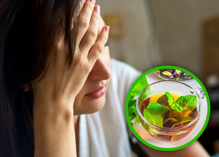 6. Bạc hà: Lá bạc hà giúp giảm đau đầu và đau nửa đầu. Hơi nước từ trà bạc hà cũng có thể giúp giải quyết các vấn đề về hô hấp, vì nó có thể làm giảm mũi bị tắc. Lá bạc hà có thể được sử dụng khô hoặc tươi thêm vào trà hoặc thêm để thêm hương vị cho thực phẩm.