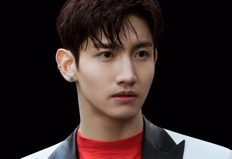 Ngoài ra, Changmin tiết lộ anh luôn cố giữ lối sống lành mạnh nhất.