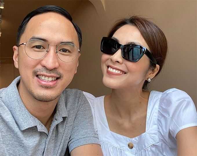 Bún riêu ốc không phải món dễ làm nhưng được Tăng Thanh Hà tự tay nấu ngon không kém nhà hàng. Đây là đặc sản Hà Nội, không có nhiều nguyên liệu cầu kỳ mà chỉ gồm ốc, riêu cua, đậu phụ, nước dùng nóng hổi, đậm đà.