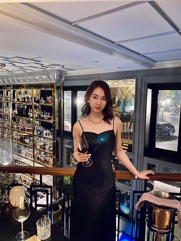 Trà My cho biết cô đã giảm cân bằng việc ăn kiêng và tập luyện suốt ba tháng. Khi đạt được số đo mong muốn, cô mới đăng ký dự thi hoa hậu.