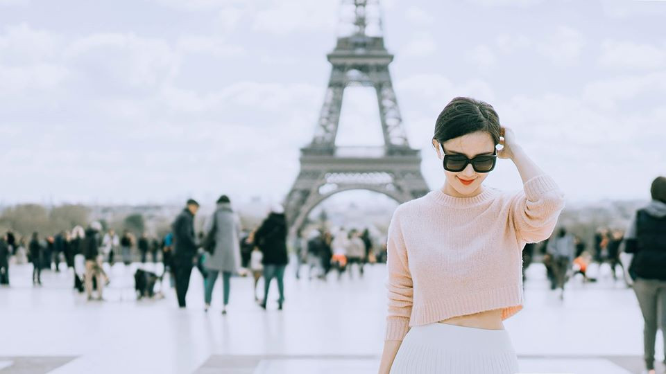 Thói quen uống rượu vang này cũng làm giảm lượng mỡ thừa và kích thước vòng eo, đó cũng chính là lý do vì sao dù đã trải qua 2 lần sinh nở nhưng nữ MC, BTV này vẫn giữ được vóc dáng đáng học hỏi.