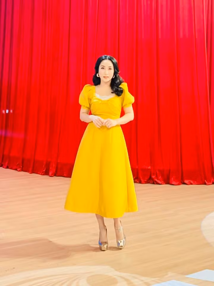 Gu thời trang của Ốc Thanh Vân nghiêng về sự sang trọng và tinh tế.