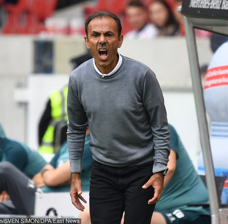 Hành vi giận dữ và hung hăng: Những cơn giận dữ không phải lúc nào cũng là do tính cách của bạn. Trong thực tế, nó có thể được kết nối với chứng trầm cảm, theo kết luận của một số nhà nghiên cứu. Theo họ, trầm cảm chỉ là thiếu năng lượng hoặc trải qua nỗi buồn, bạn cũng có thể có hành vi hung hăng.