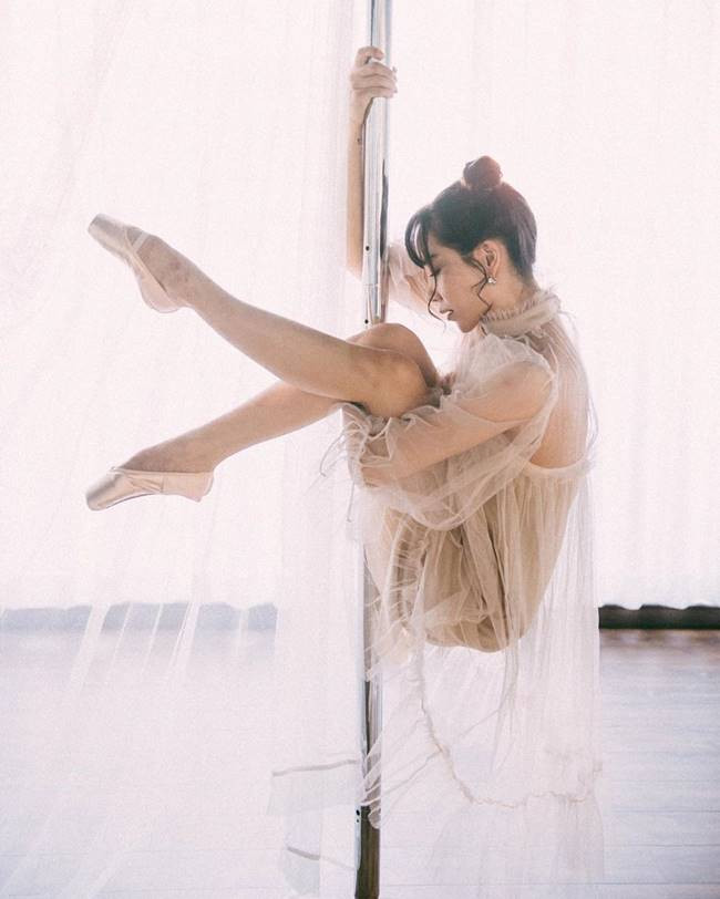 Một giờ luyện tập có thể đốt cháy 400 calo.