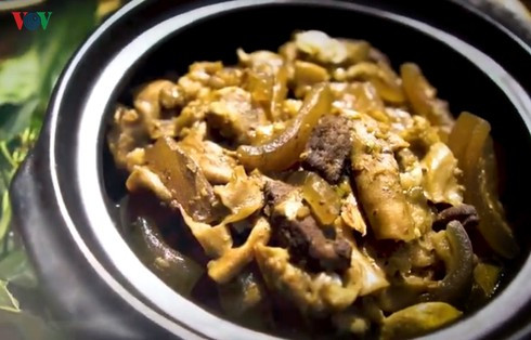 Kham pha nhung mon an doc la cua dong bao E de